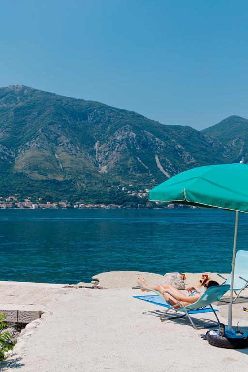 Celine'S Place By The Sea Kotor Exterior photo