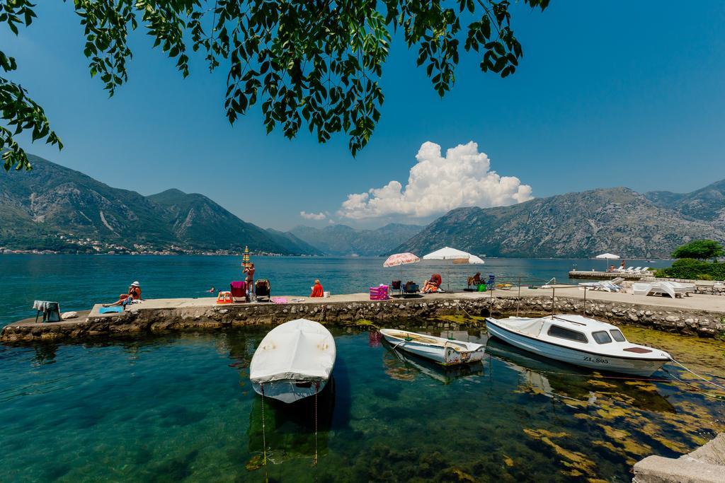 Celine'S Place By The Sea Kotor Exterior photo