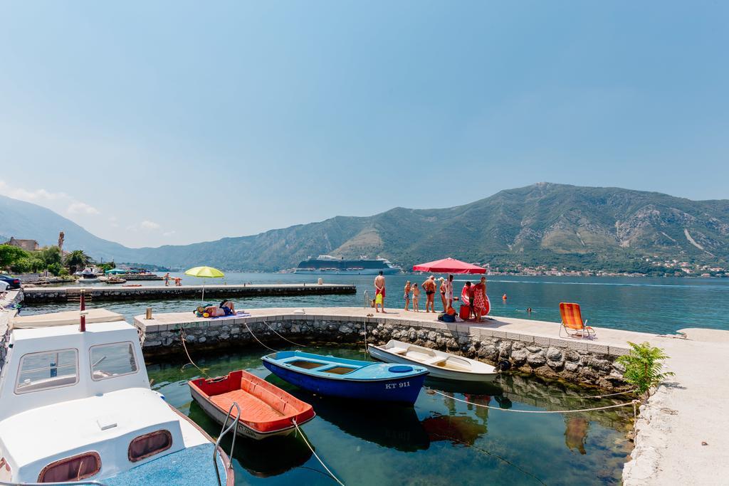 Celine'S Place By The Sea Kotor Exterior photo