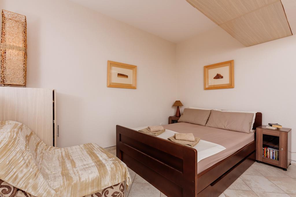 Celine'S Place By The Sea Kotor Exterior photo